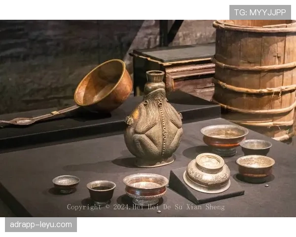 斯托克城红白陶器引发当地文化热议