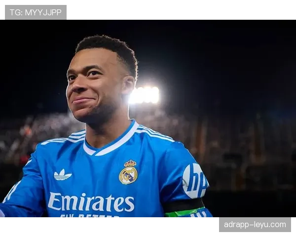 瓦伦西亚管理层决策争议持续发酵，对球队赛季稳定性形成现实考验